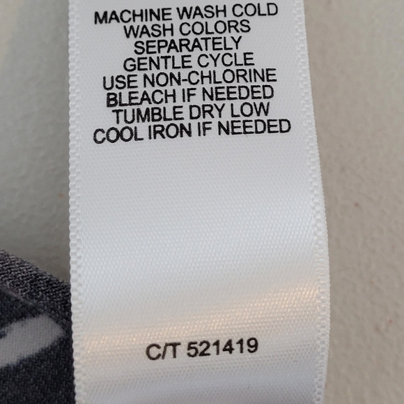 Taylor Floral Sleeveless Fit and Flare Dress - Size 4 - Picture 9 of 9